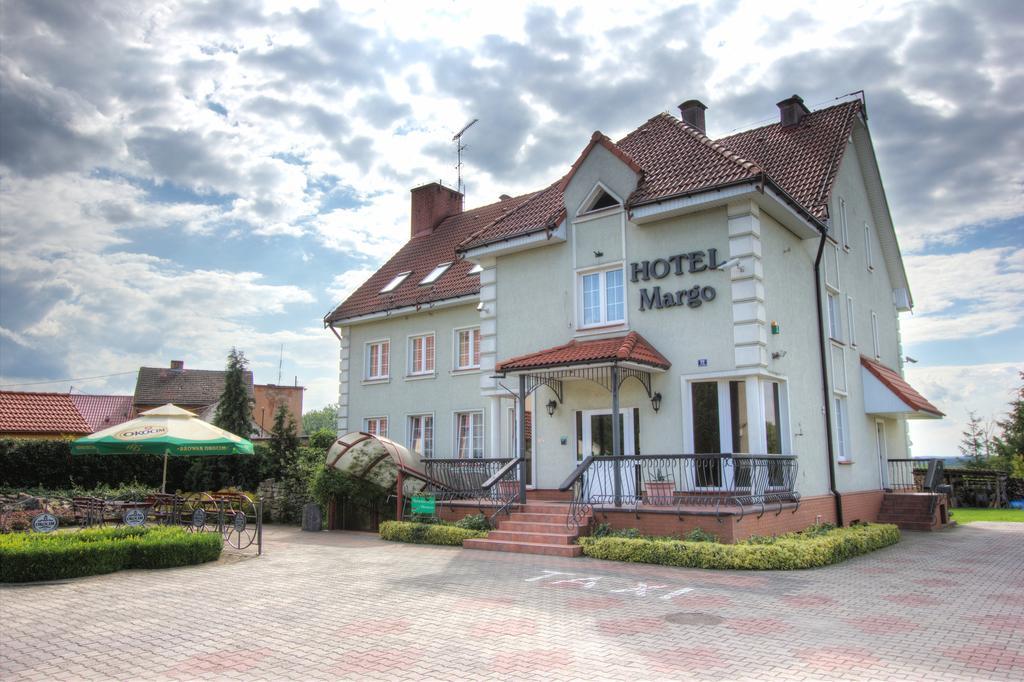 Hotel Margo Cedynia エクステリア 写真